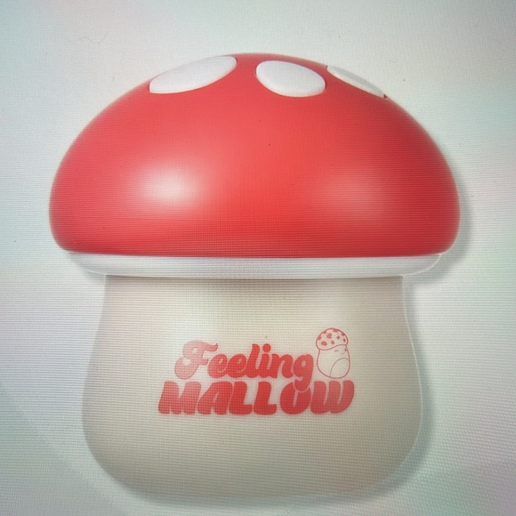 TONYMOLY Strawberry Mushroom Facial Scrub - Picture 2 of 5